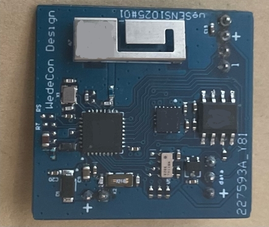 Customized Bluetooth & Zigbee tracking module super mini 20mm x 20mm sized..Temperature 0.1 degree resolution and moisture sensors 6 axis acceleration